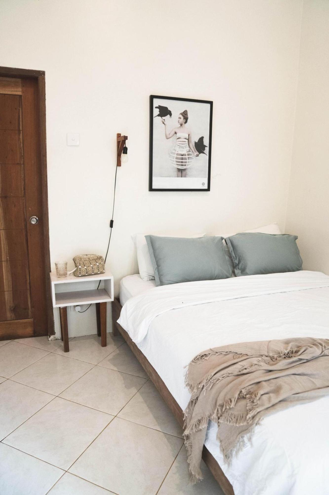 Nalua Surf Boutique Hotel Kuta  Exteriör bild